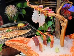 -蟹犇前•帝王蟹雪蟹(陆家嘴店)