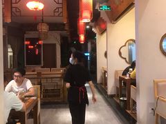 -万重锦·人文川菜馆(骡马市店)