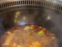 -哈尔滨烧烤·山河村铁锅炖(交大店)
