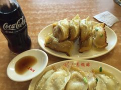 -小姜锅贴(凤凰街店)