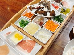 -芸南道·过桥米线(昆明老街旗舰店)