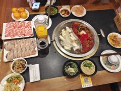 -沸炉重庆老火锅(军事博物馆店)