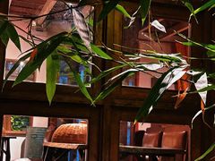 -Cuc Gach Quan Restaurant