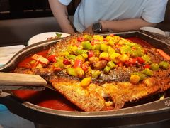 -江边城外烤全鱼(世茂广场店)