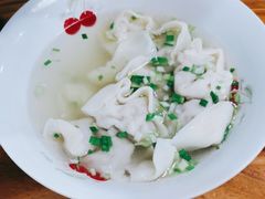 牛肉馅馄饨-青州府金砖牛肉煎饼