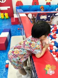 -开心哈乐儿童主题乐园(孙河易事达店)
