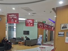 -雅悦齿科(顾村公园店)