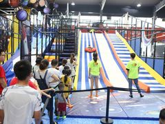 -Tenker Club弹刻极限主题公园 · 蹦床 · 团建 · 生日派对(大关店)