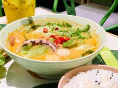 冬阴功汤饭-越弥越南传统美食馆
