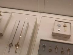 -Tiffany & Co.蒂芙尼
(天津万象城店)