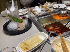 -海底捞火锅(新松江路店)