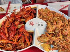 -龙巢盱眙龙虾·牛蛙·烧烤宵夜(八卦岭店)