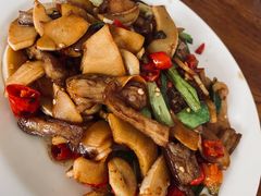 酸笋炒肥肠-牛八宝桂林米粉(八里庄店)