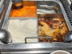 岭南黄猪肚鸡火锅-海底捞火锅(龙湖金沙天街店)