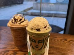 -星巴克(西藏路店)