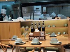 大堂-伊喜饺子·烤鸭(五道口学院路店)