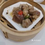 周日去的时候还要拿号等位，比较旺场