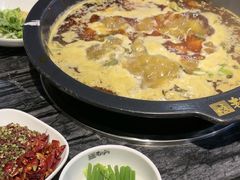 -老船舫·现做活鲜鱼馆(东郊记忆店)