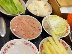 -沸炉重庆老火锅(军事博物馆店)