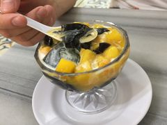 芒果椰龟苓膏-芬芳甜品(同福路店)