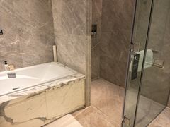 -珠海中海雅高铂尔曼酒店