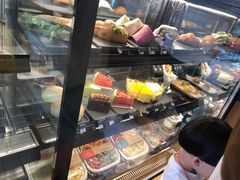 零售区-星巴克(新达汇三林店)