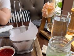 -卡普里披萨·牛扒·下午茶