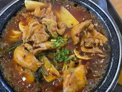 -奎屯友好时尚购物中心