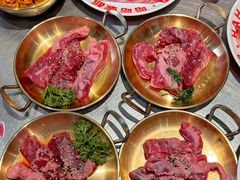 -哈哈碳都·牛肋条无限自助烤肉(台江万达店)
