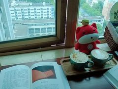 -武汉境自在書店