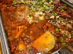 -万重锦·人文川菜馆(骡马市店)