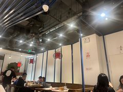 -尚尚仙·酸汤猪手·猪肚鸡火锅(华联万柳购物中心店)