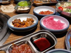 -明洞阿姨·韩式酱蟹烤肉·创意料理(三元桥店)