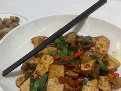 -新一家农家菜(华景新城店)