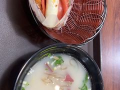 -万红路羊汤烧饼店(将台路店)