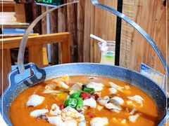 -老滇山寨•云南特色菜•地方菜•民族风情歌舞表演(金碧店)