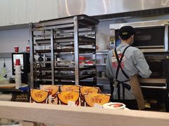 面包甜点陈列柜-吉品合酥脆烤饼(太平洋森活天地店)