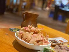 -老滇山寨•云南特色菜•地方菜•民族风情歌舞表演(金碧店)