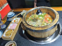 -秋语木桶鱼.酸菜鱼(开发区火车站店)