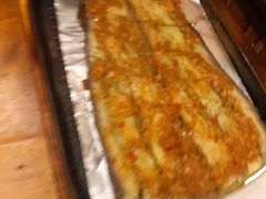 茄子-老东镇啤酒屋海鲜加工·蒸汽海鲜·海鲜烧烤(台东店)