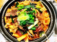 -哇蛙牛功夫面渝都料理(龙阳广场店)