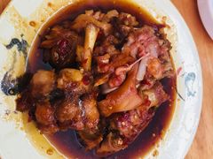 辣猪蹄-贤花饭店(城阳店)