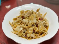 -崴海渔村(虹梅路店)