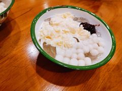 白雪黑糯米冰粉-甜心闲生传统手工冰粉(人民广场店)