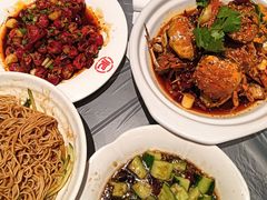-肥肥虾庄·金牌油焖大虾(杨园滨江时代walk店)