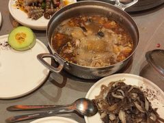 -黑金·寻焰自助百汇·烤肉·火锅(中街店)