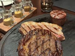 -恰餐厅及酒吧 CHAR Bar & Grill (北京丽都皇冠假日店)