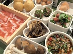 -一围肥牛肉小火锅(佳兆业广场店)