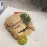 古香古色，楼上小桥流水的