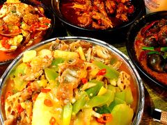 香锅蛙-老闵田螺馆·南昌特色小炒(梦时代店)